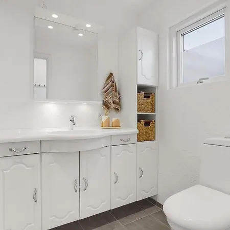 3 Bedroom Lovely In Haderslev Diernæs